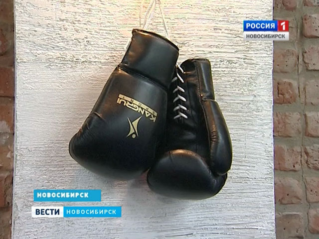 В Новосибирске решают судьбу боксерской путевки на летнюю Олимпиаду в Бразилию