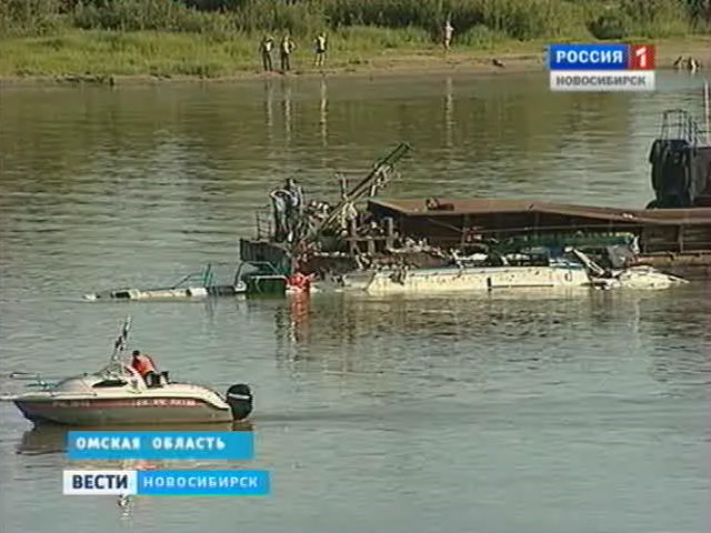В числе погибших и пострадавших от столкновения теплохода с баржей в Омской области новосибирцев нет