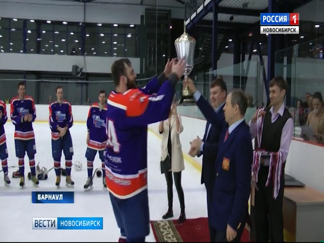 Финал Сибирской студенческой хоккейной лиги завершился в Барнауле
