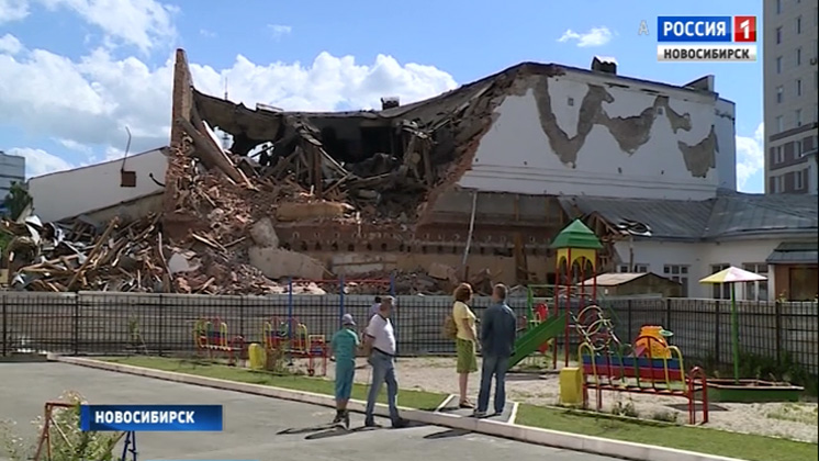В Новосибирске разгорелся скандал вокруг здания бывшего кинотеатра «Металлист»