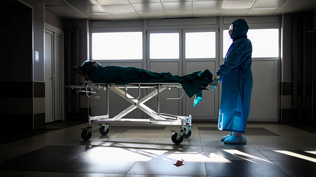 Двое мужчин и семь женщин умерли от коронавируса в Новосибирской области