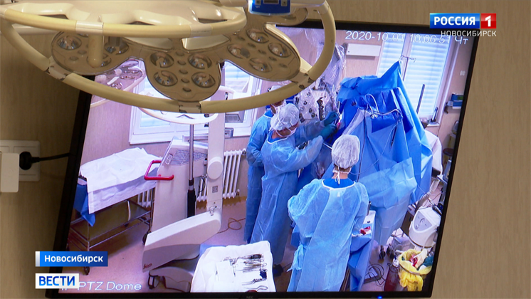 Новосибирские нейрохирурги спасли жизнь пациенту с опухолью головного мозга