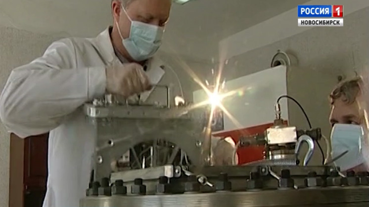 Новосибирскую установку по производству солнечных батарей готовят к отправке в космос