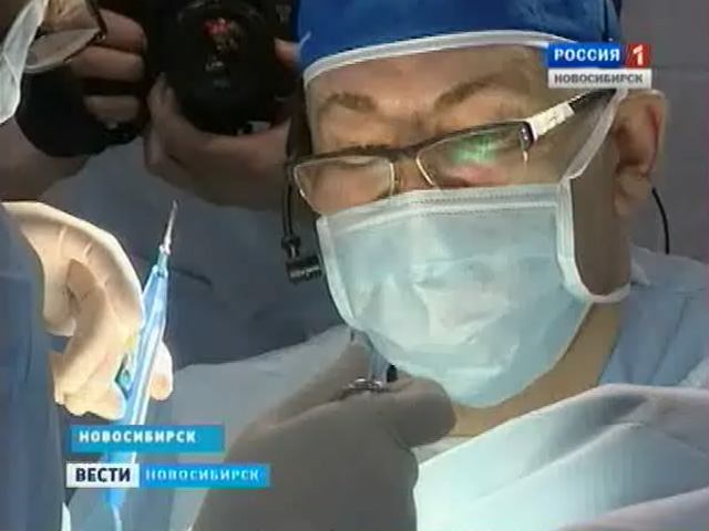 Известный детский хирург провел мастер-класс для сибирских врачей