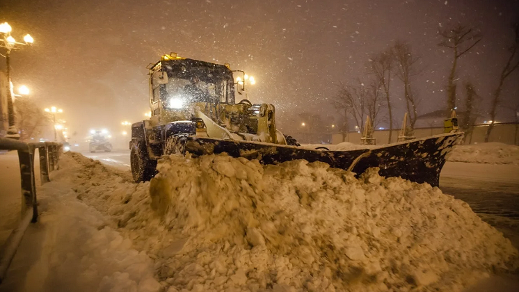 Какие улицы очистят от снега в Новосибирске в ночь на 5 декабря