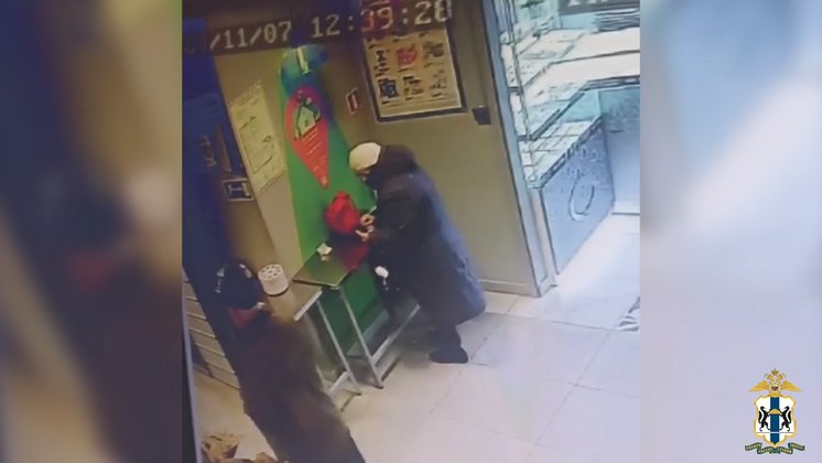 ew6h2g1vsvf6x0kvbasj6041h7lkuaba.jpg