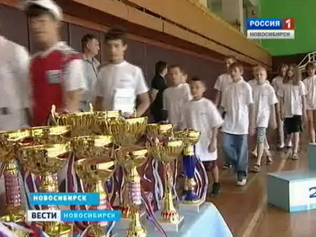 В Новосибирске проходят всероссийские соревнования по современному пятиборью