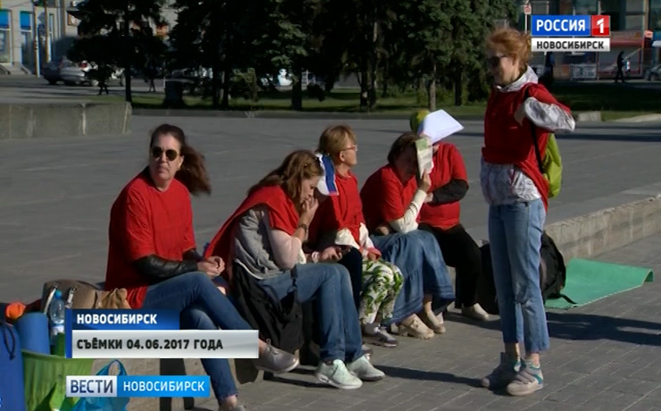 Обманутые покупатели квартир приостановили голодовку в центре Новосибирска