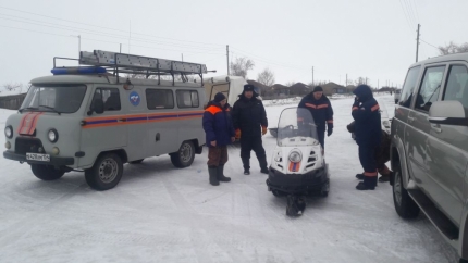 Информация о пропавших на озере в Новосибирской области рыбаках с ребенком оказалась ложной