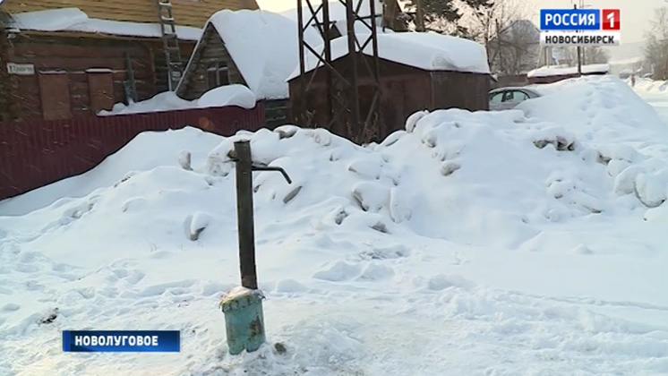 Жители Новолугового жалуются на отсутствие водопроводных колонок в селе