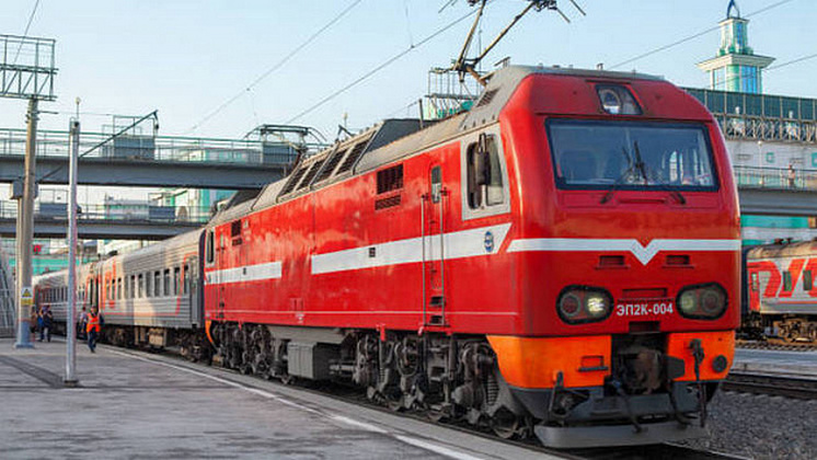 В Новосибирской области запустят дополнительные поезда на майские праздники