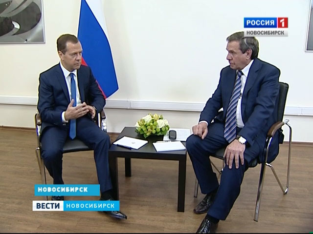 Дмитрий Медведев провел рабочий день в Новосибирске