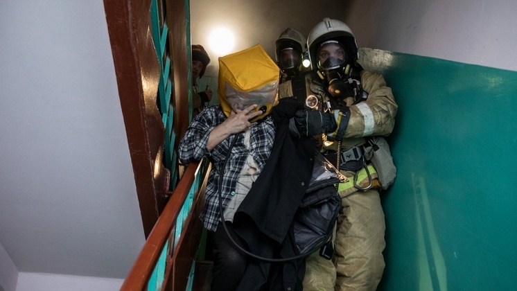 В Новосибирской области пожарные за сутки спасли 27 человек 