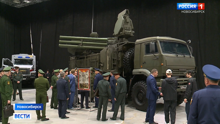 В Новосибирске открылась выставка военной и специальной техники Сибирского округа Росгвардии