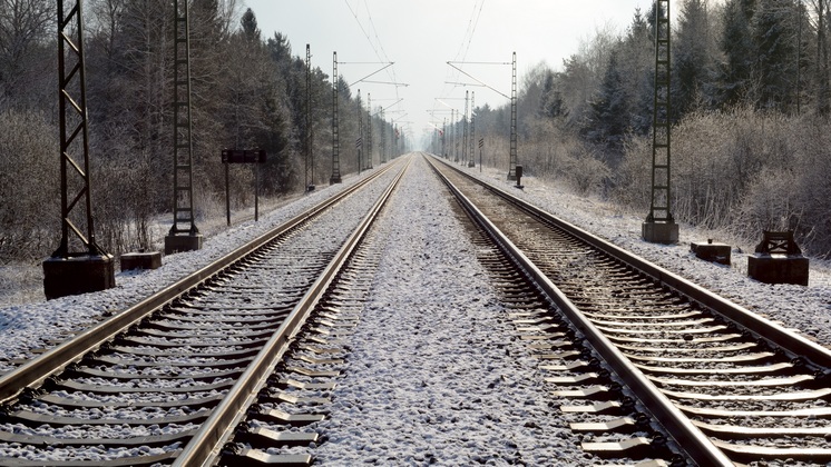 В Новосибирской области  пассажирский поезд сбил пьяного мужчину