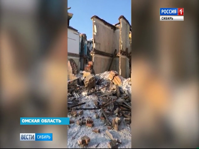 Под завалами дома в Омске кинологи не обнаружили пострадавших