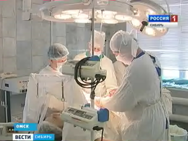 Омские хирурги первыми за Уралом провели операцию по восстановлению печени