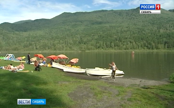 72 млн рублей выделили на очистку Манжерокского озера в Республике Алтай