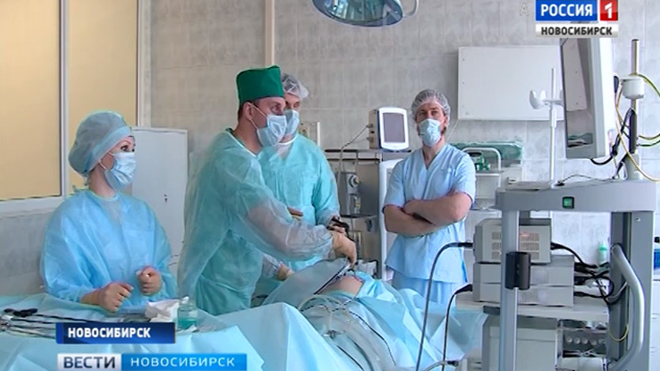 Хирурги Дорожной больницы спасли жизнь пациенту с опухолью желудка
