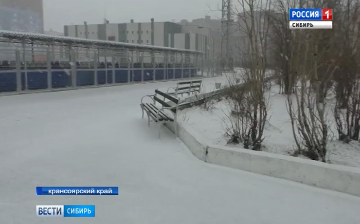 Во второй день лета Норильск завалило снегом, а в Кемерове разгулялся ураган