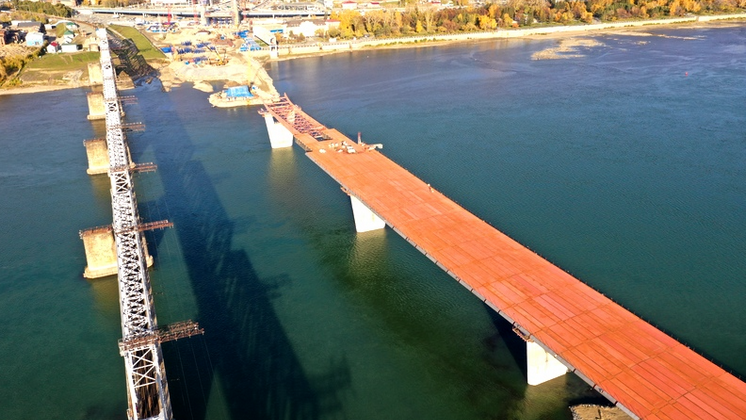 В Новосибирске надвинули 380 метров пролётов четвёртого моста через Обь