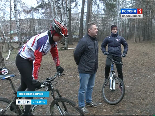 Новосибирские велоспортсмены выехали на передовую
