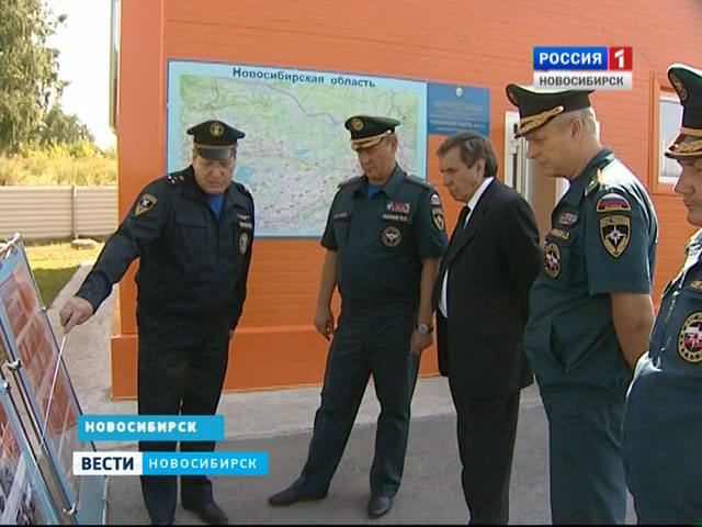 Новосибирские пожарные получили высокую оценку главного госинспектора по пожарному надзору