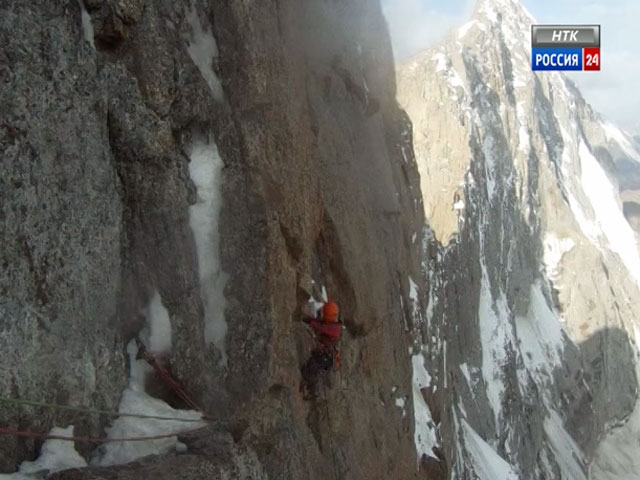 Альпинисты-первопроходцы совершили восхождение на вершину Сварог