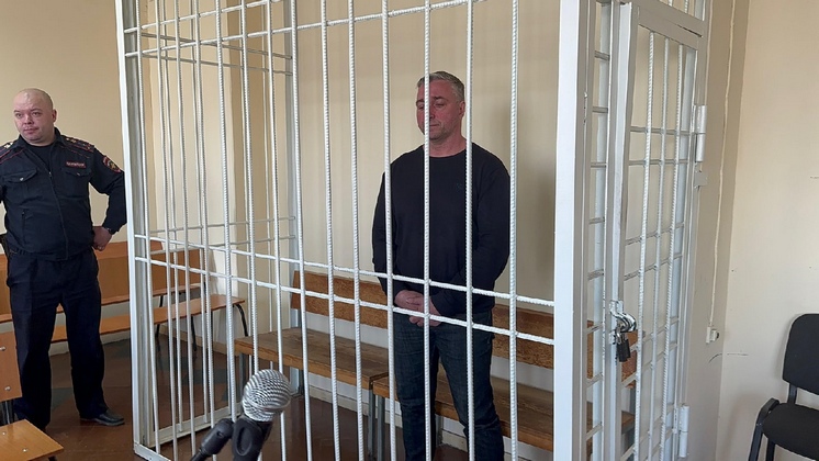 В Новосибирске отправили под домашний арест подозреваемого во взятке доцента НГУ