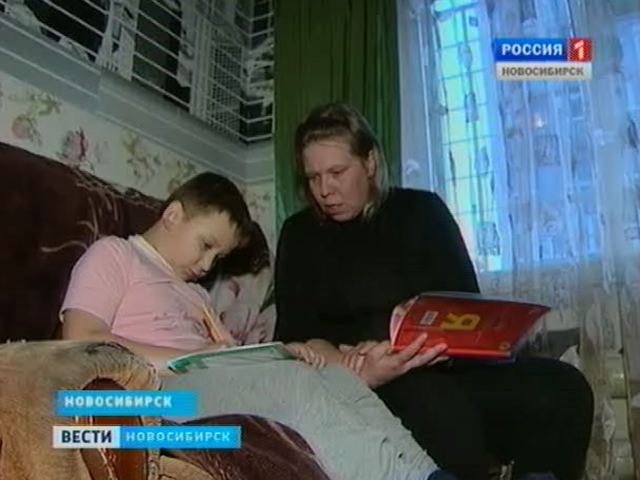 Новосибирскую семью хотят выселить из помещения, которое раньше было местом для хранения колясок