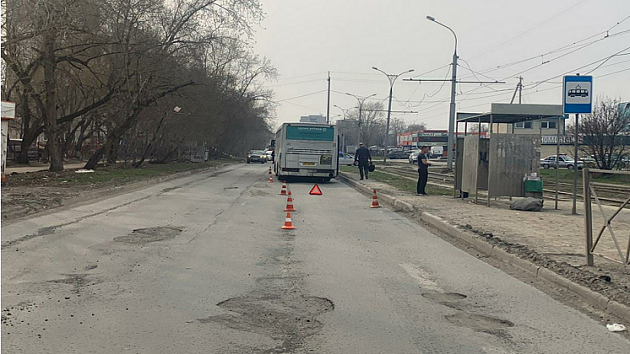 В Новосибирске полиция ищет очевидцев смертельного ДТП