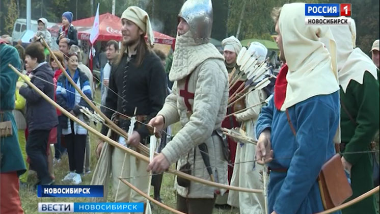Фестиваль исторической реконструкции собрал сотни любителей средневековья в Новосибирске