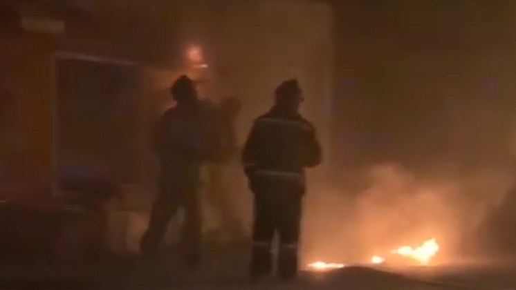 Фруктово-овощная лавка в Кировском районе Новосибирска горела ночью