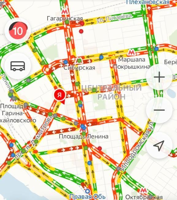 Новосибирск встал с многокилометровых пробках вечером 5 марта
