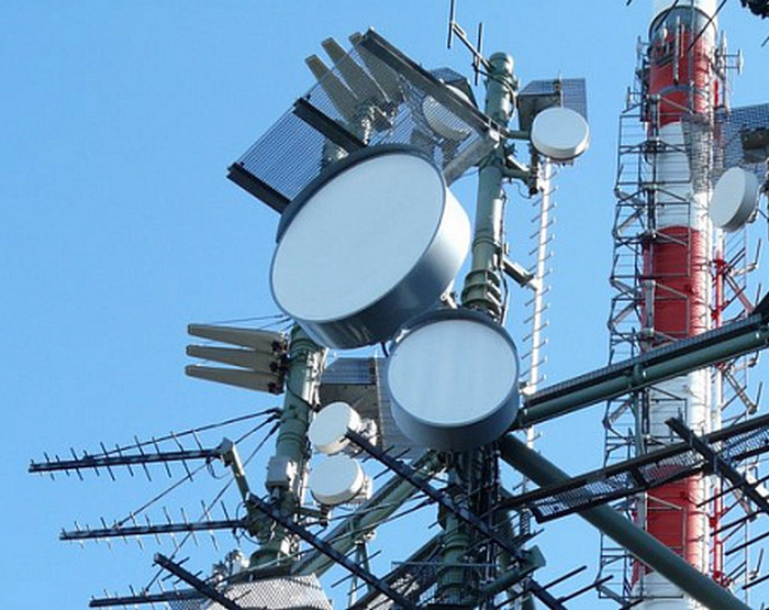 Передатчики на башне Передатчики на башне