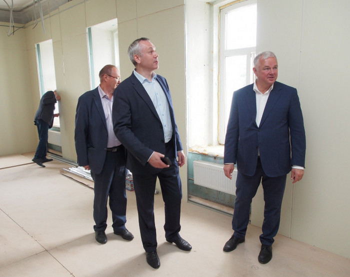 губернатор травников губернатор травников