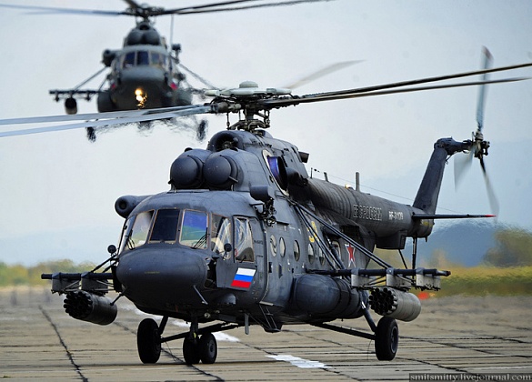 В небе над Новосибирском прошли вертолётные бои «Терминаторов»