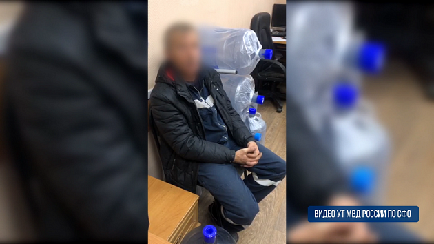 Похитителя красной икры задержали в аэропорту Новосибирска