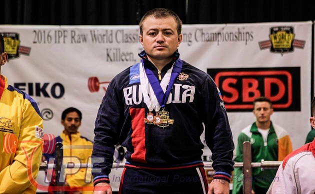 Новосибирец стал абсолютным чемпионом мира по классическому пауэрлифтингу