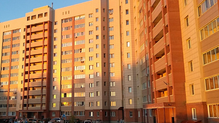 В Краснообске обнаружили труп мужчины под окнами многоэтажного дома