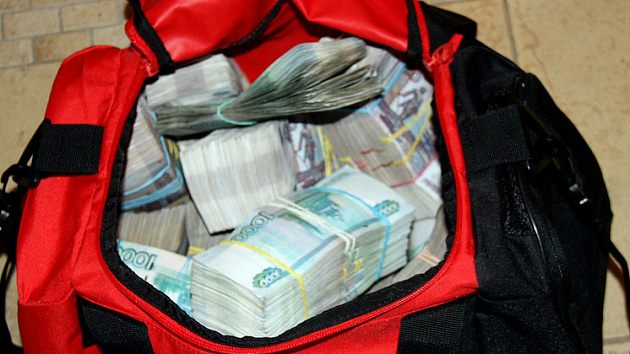 В Новосибирске двое грабителей украли 50 миллионов рублей у студента