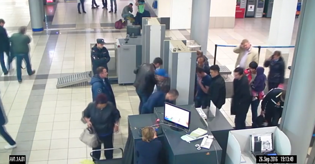 В Новосибирске полицейские раскрыли кражу барсетки в аэропорту