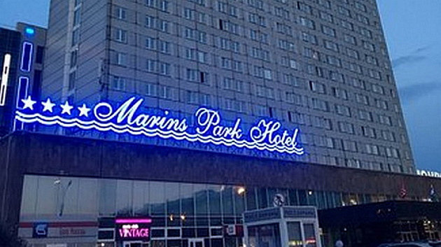 Более 500 человек эвакуировали из 26-этажной гостиницы в Новосибирске