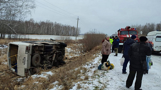После смертельной аварии в Новосибирской области водителя автобуса отправили под домашний арест