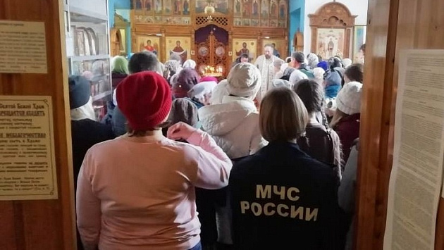 Новосибирские спасатели заступили на усиленное дежурство во всех местах пасхальных праздников