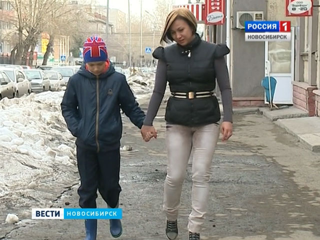 Мать новосибирского школьника обвиняет отца одноклассника в избиении сына