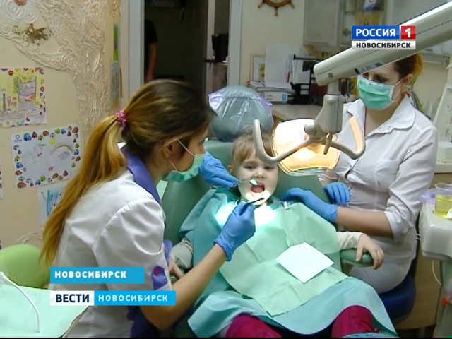 В одной из новосибирских поликлиник врачи отказались лечить зубы двухлетней девочке