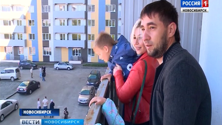 Дольщикам долгостроя на Беловежской начали выдавать ключи от квартир