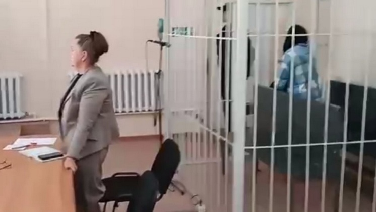 Новосибирский суд арестовал жительницу Болотного за жестокое убийство знакомой