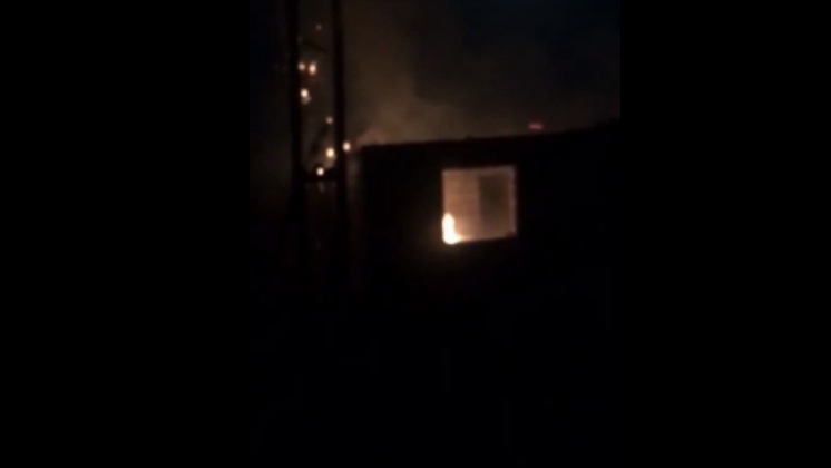 В СНТ Октябрьского района Новосибирска сгорел дом